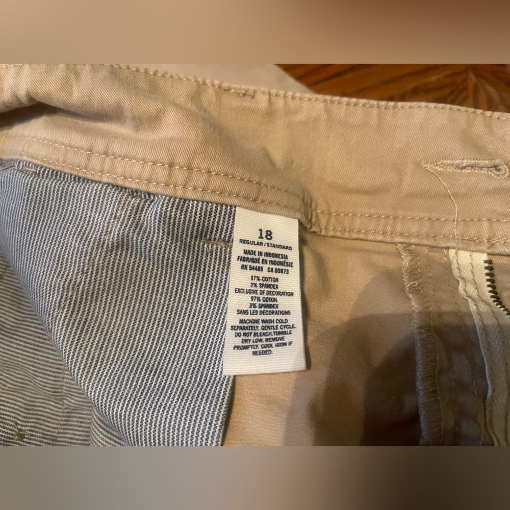 American Eagle Outfitters Stretch Khaki Trouser Size 18 - Picture 4 of 4